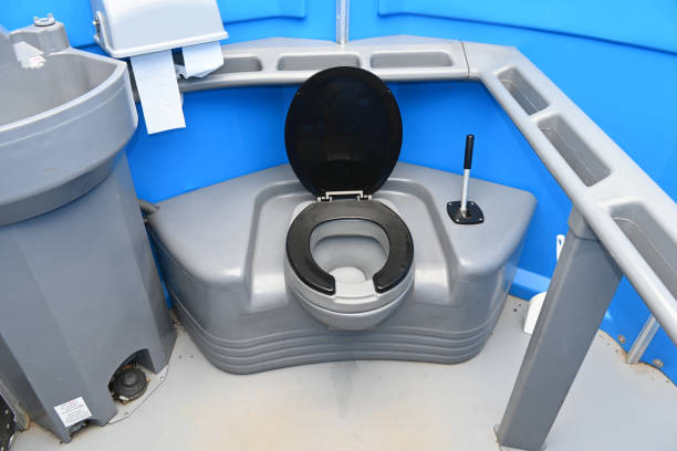 Porta potty delivery and setup in Four Square Mile, CO